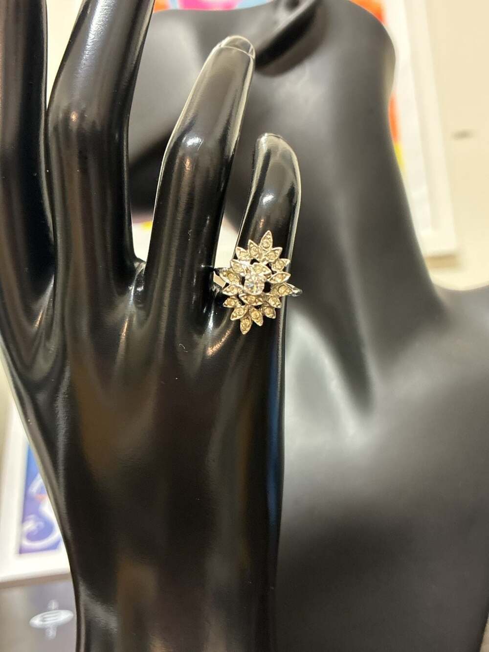 Vintage 1970s 18K HGE CZ Star Flower Cluster Cocktail Ring